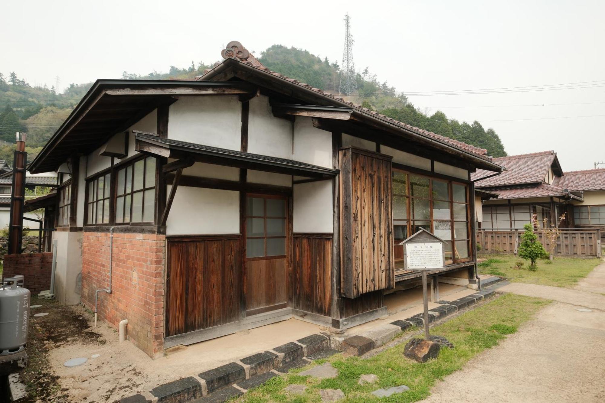 Japan'S Oldest Remaining Company Housing Villa Asago Exterior photo