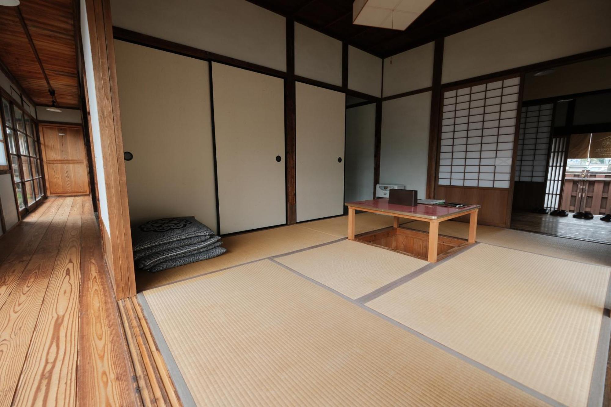Japan'S Oldest Remaining Company Housing Villa Asago Exterior photo