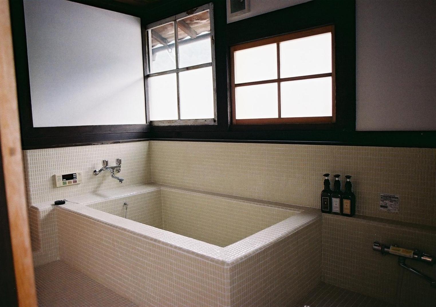 Japan'S Oldest Remaining Company Housing Villa Asago Exterior photo